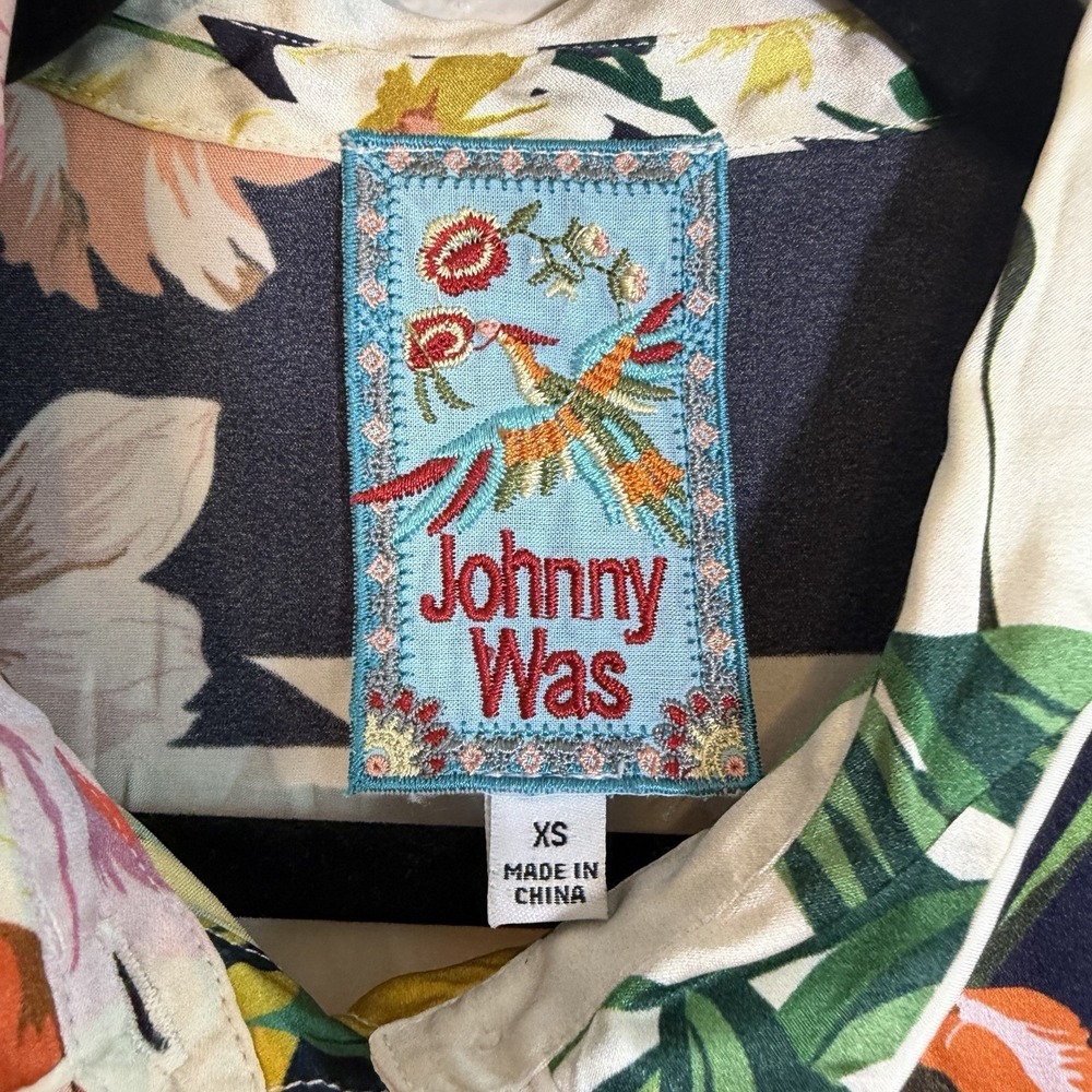 Johnny Was Andrea silk blouse Womens Size XS Mixed Print Boho Classic Eclectic - Picture 6 of 9
